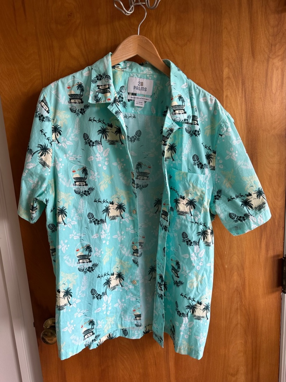 28 Palms Men's Tropical Christmas Santa button shirt